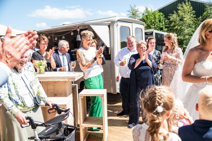 Trouwen op locatie geheel verzorgd door Van het Huys Catering uit Drenthe