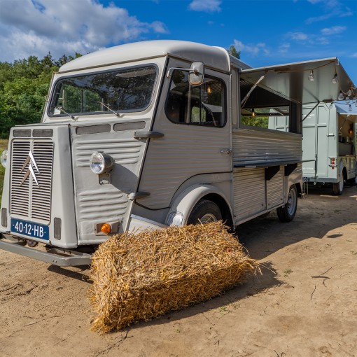 Van het Huys zorgt voor sfeer met foodtrucks