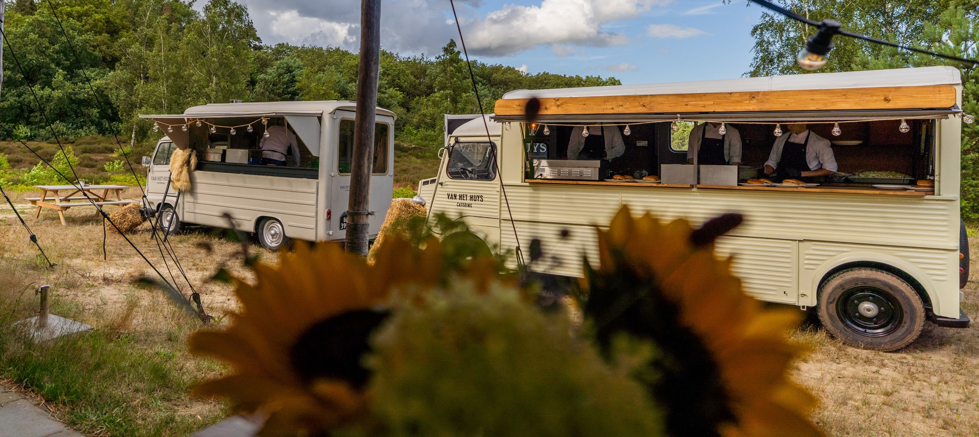 De foodtrucks van Van het Huys Catering